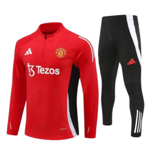KIT PASEO MANCHESTER UNITED 2025