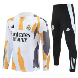 KIT PASEO REAL MADRID 2025