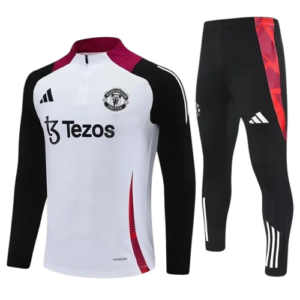 KIT PASEO MANCHESTER UNITED 2025